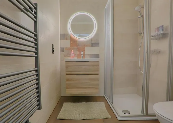 S.f.c. Апартаменты *