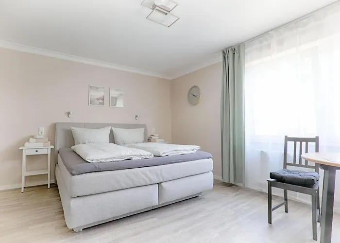 S.f.c. Апартаменты *